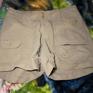 The North Face Tan Cargo Shorts Lightweight Outdoor Essential